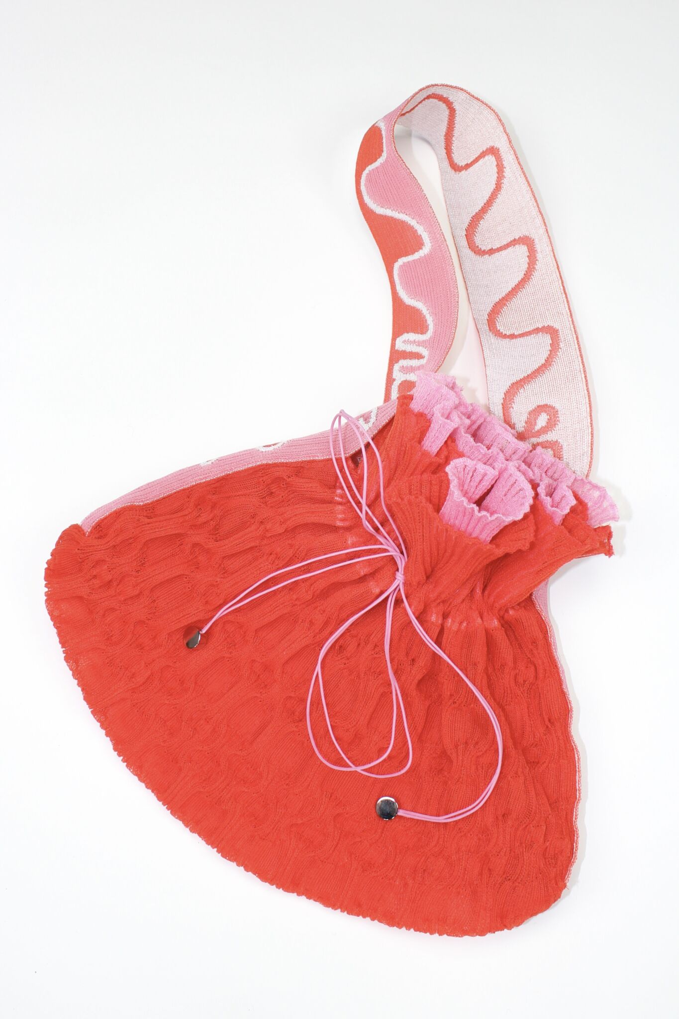 Bubble Frill Bag in coral red, knitted transparent cinch bag