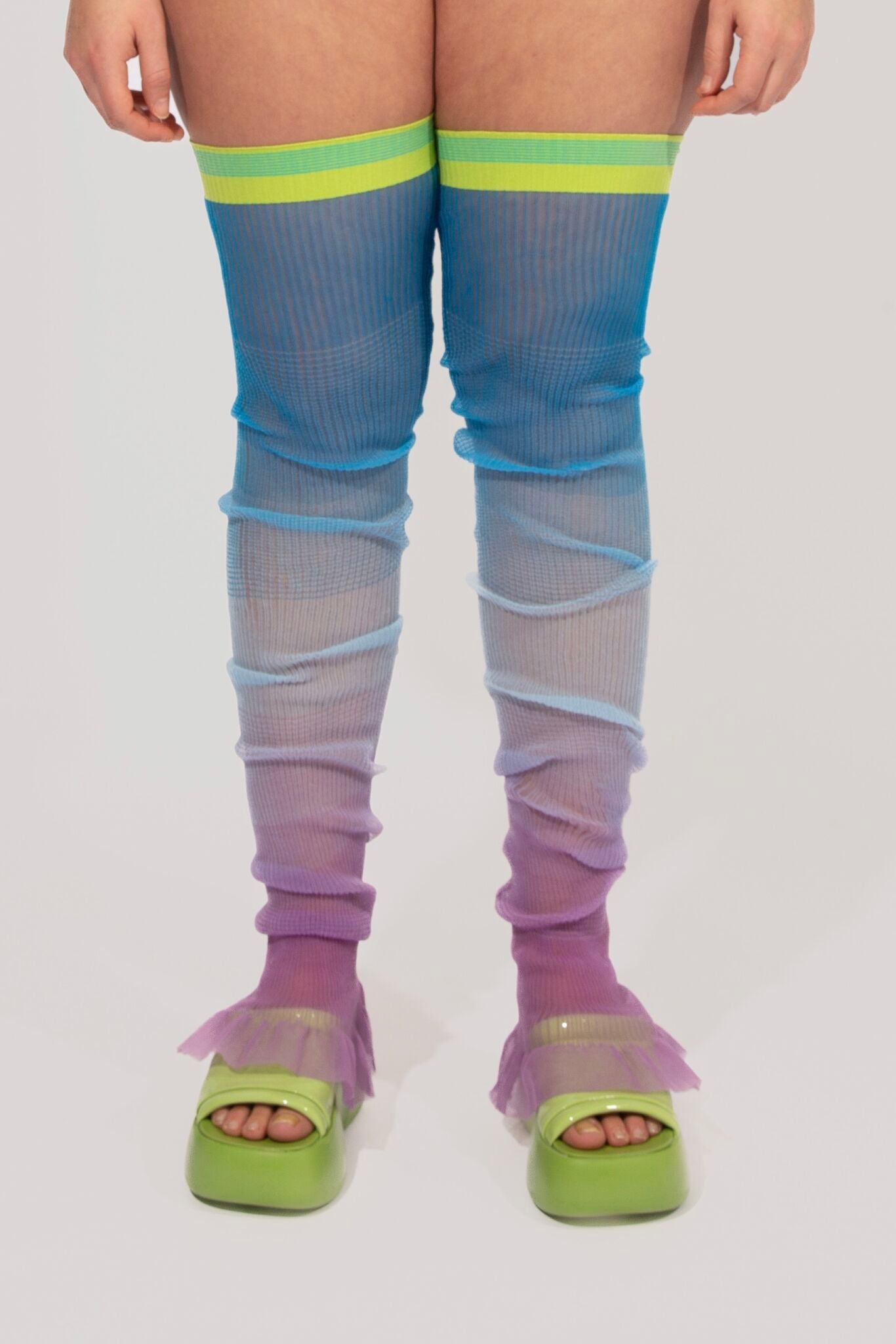 Long Gradient Frills in blue and lavender, transparent high frills