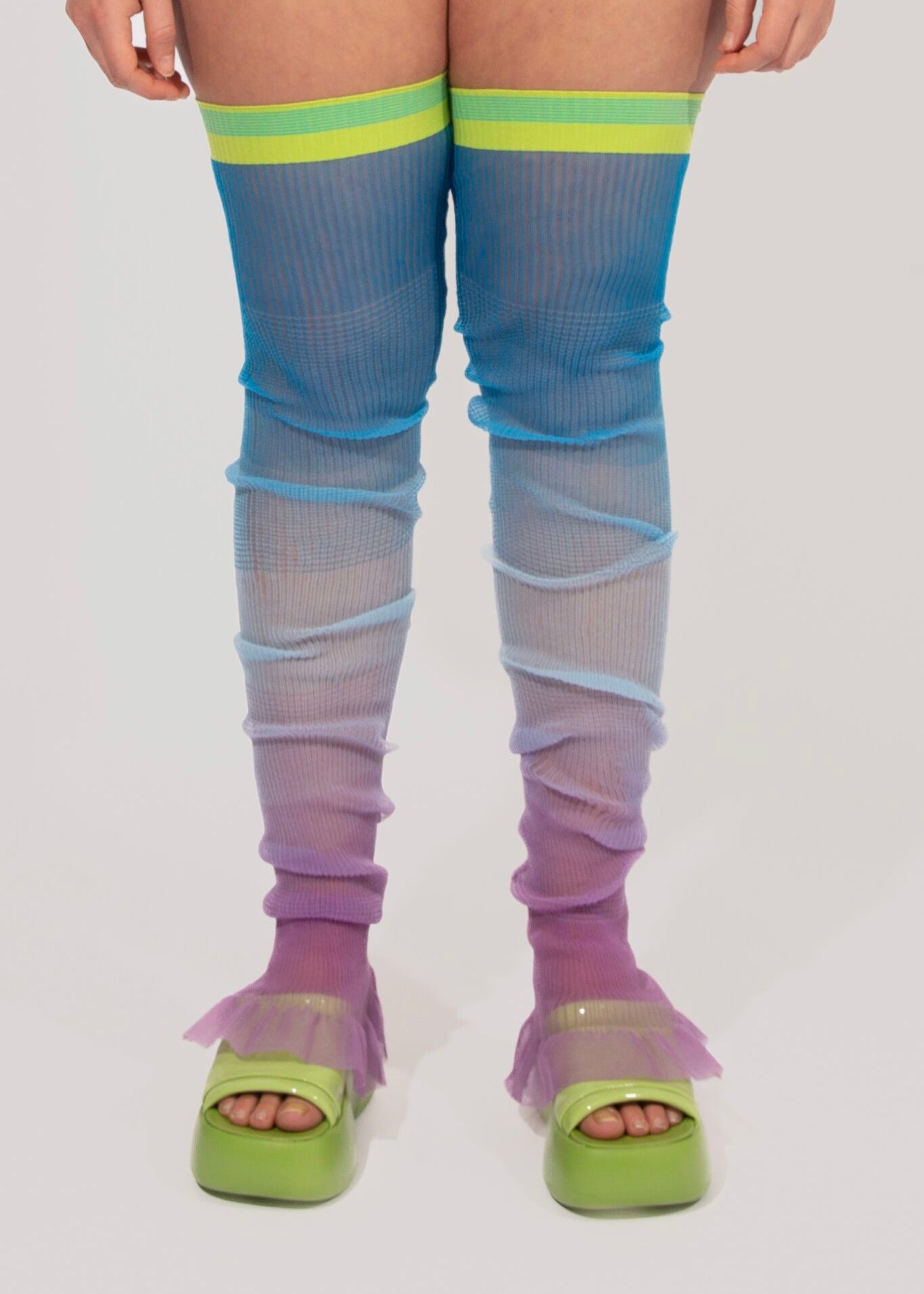 Long Gradient Frills in blue and lavender, transparent high frills