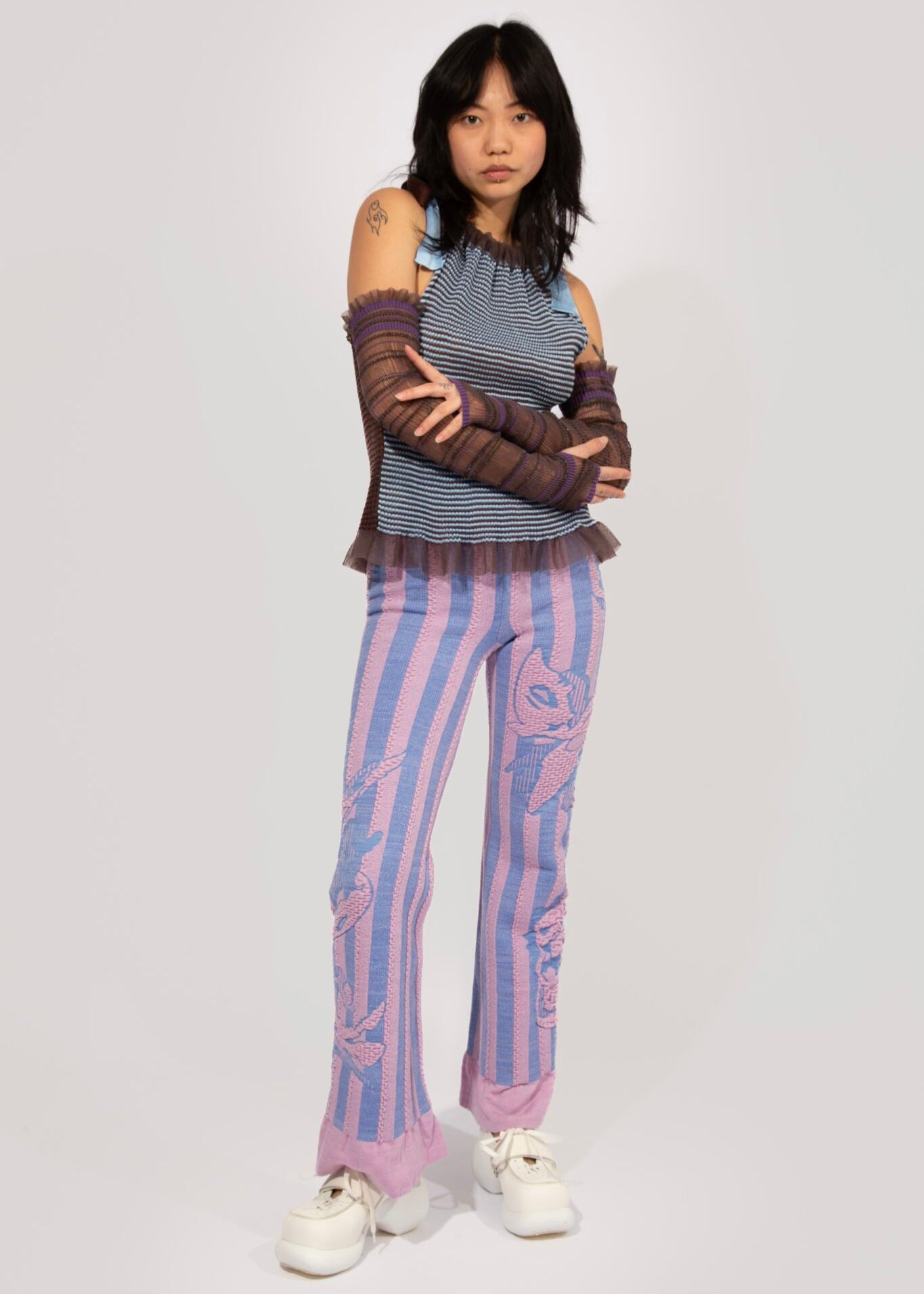 Striped knitted Frills in brown, transparent frills in gradient stripes