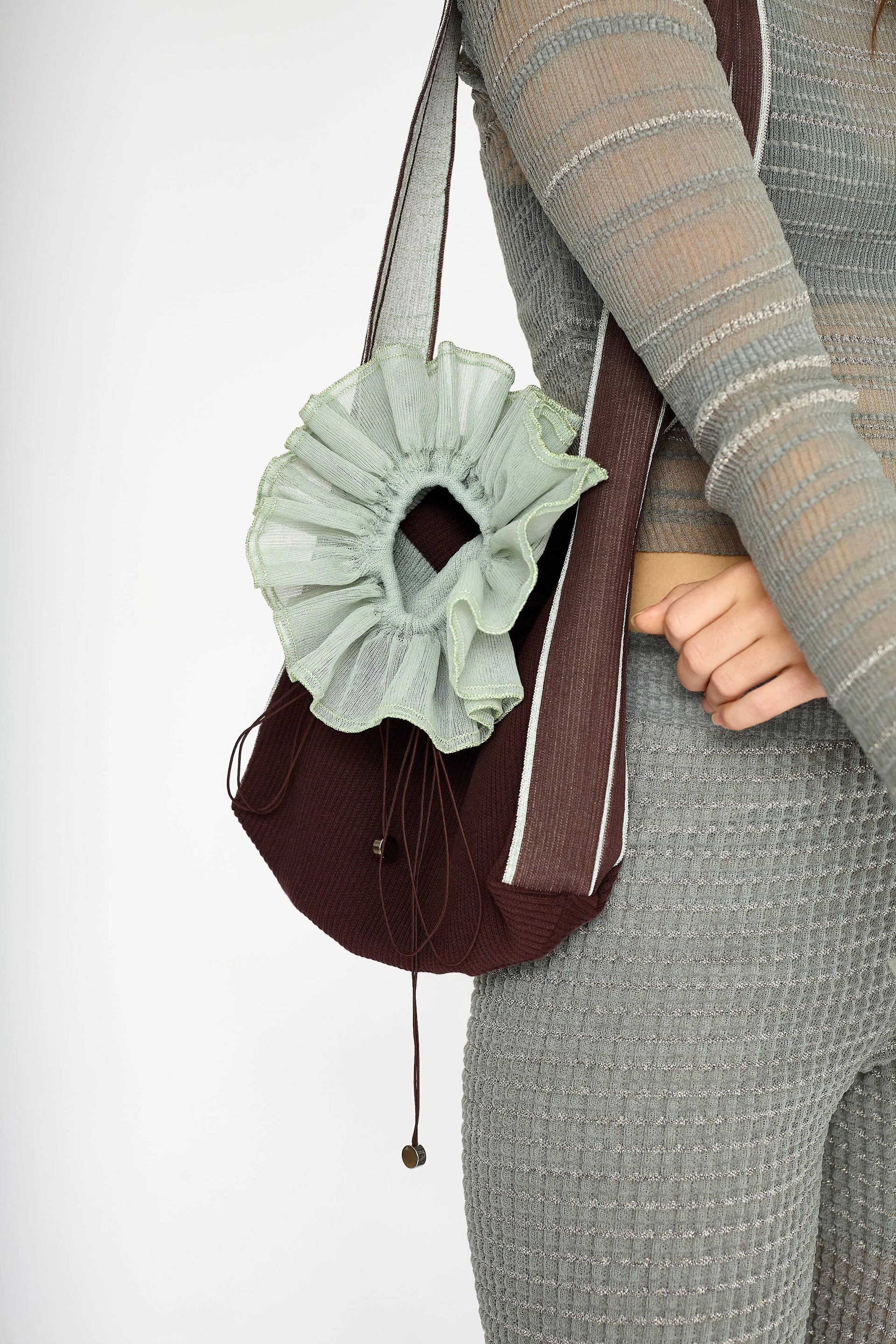【BBYB】25SS★ Noi Ruffle Large Shoulder Bag MUSINSA | BBYB Noy Ruffle Medium Shoulder Bag (Black)