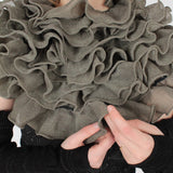 Grand Ruffle Collar