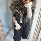Grand Ruffle Collar