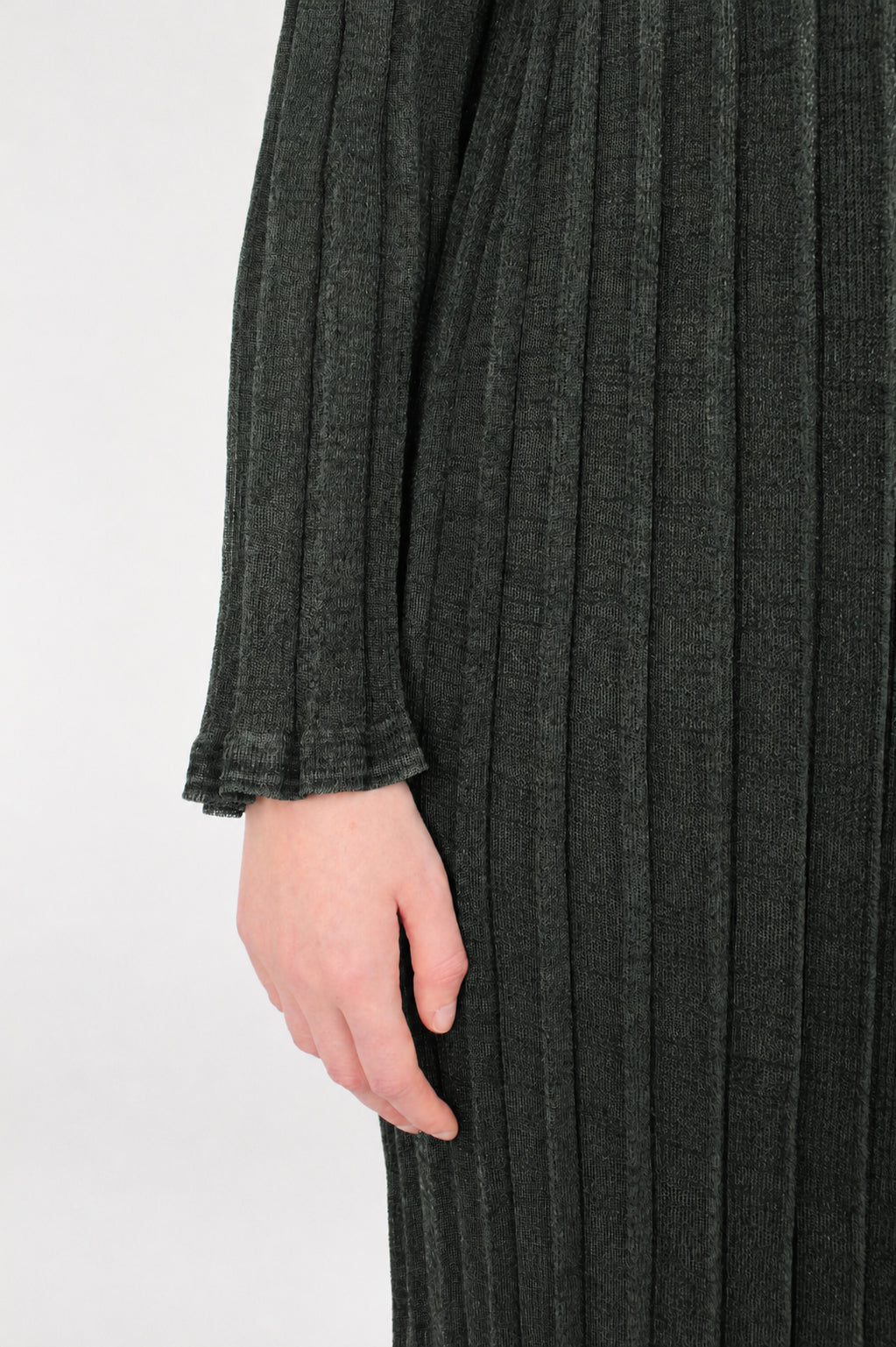 Sculpted Pleat Dress – nadiawire